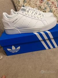 Adidas Court  tourino