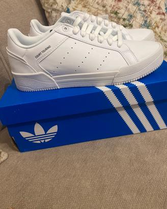 Adidas Court  tourino