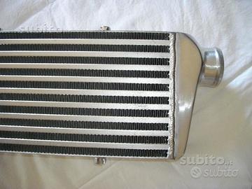 Intercooler frontale maggiorato universale 8 lt