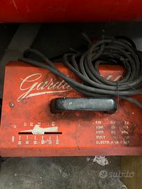 Saldatrice a elettrodo