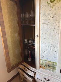 Cassettiera, Scantonato e Vetrinetta Veneziana