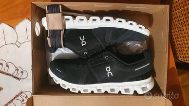 SCARPE ON CLOUD NUOVE NERO-BIANCO N. 45