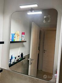 Specchio con luce Led
