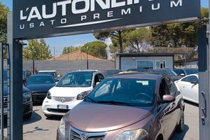 Lancia Ypsilon 0.9 TwinAir 8 Elle Automatica