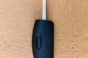 Chiave con telecomando per vetture Ford (NUOVA)