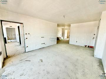 Appartamenti 4 vani di 100mq con terrazzo