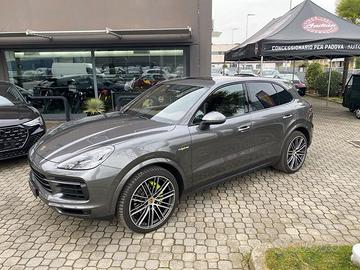 Porsche Cayenne 3.0 V6 E-Hybrid 462 CV