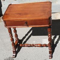 TAVOLINO DA LAVORO SALA SALOTTO NOCE EPOCA 1880