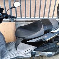 scooter Piaggio sportcity 200 cc