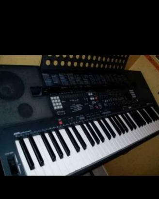 Tastiera musicale YAMAHA