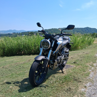 Honda CB125R