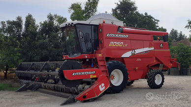 Mietitrebbia laverda 2050lx