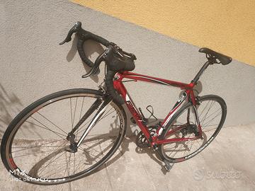 bici da corsa + maglietta omaggio sponsor 