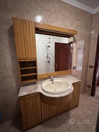 Mobile bagno completo in legno con piano in marmo