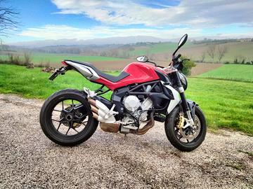 MV Agusta Brutale 675