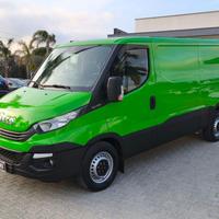 IVECO Daily 35S14 Furgone Medio Tetto Basso Gancio