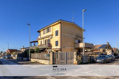 Appartamento di 68 m² con 3 locali e box auto a Ro
