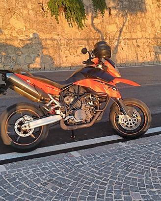 KTM 990 SM 