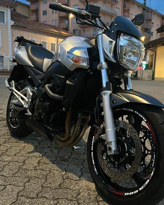 Suzuki GSR 600 – 2008– Perfette condizioni