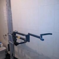 Sollevatore gruetta colonna a muro per disabili