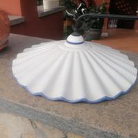 lampadario in ferro battuto e ceramica