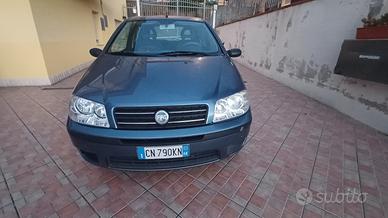 Fiat punto multi jet x neopatentati