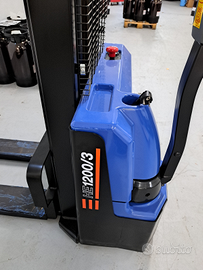 Carello elevatore elettrico