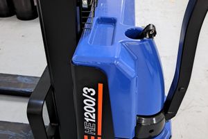 Carello elevatore elettrico