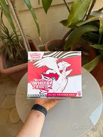 Pokémon White Flare Elite Trainer Box ENG