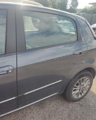 Porta post sinistra FIAT GRANDE PUNTO EVO 2010