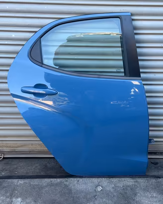PORTA PORTIERA SPORTELLO TOYOTA YARIS 2020