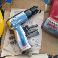 Scalpello ad aria compressa