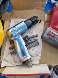 Scalpello ad aria compressa