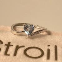 Anello di oro bianco