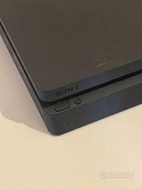 Sony PlayStation 4 Slim, 2 Joypad, Scatola