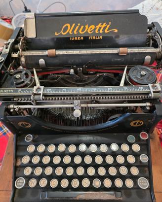 macchina da scrivere Olivetti M20 1926