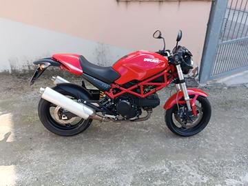 Ducati Monster 695 anno 2006