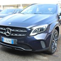 MERCEDES-BENZ GLA 180 d Sport