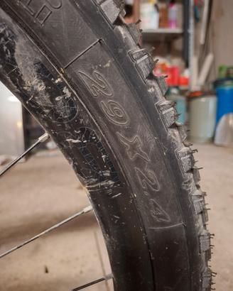 TUBELESS PIRELLI SCORPION ENDURO 29x2,4