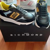 sneakers Richmond 