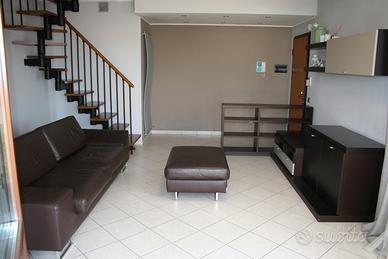 Parete attrez. sala/libreria/mensole! GIÀ SMONTATA