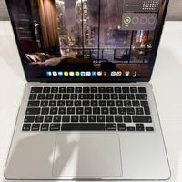 Portatile MacBook Air13” (2025) apple M4 -Argento