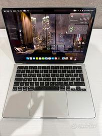 Portatile MacBook Air13” (2025) apple M4 -Argento