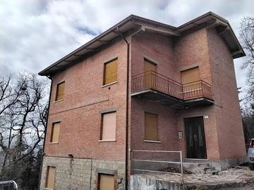 Immobile in asta di 118 m² con 3 locali a Baiso