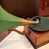 Grammofono antico originale