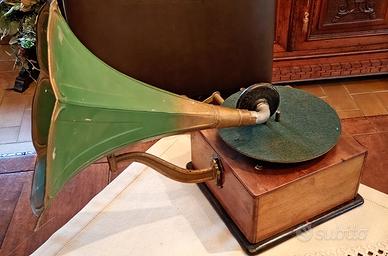Grammofono antico originale