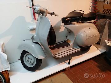 Piaggio Vespa 125 (VNB/VNC) - 1962