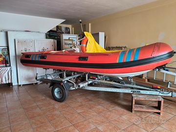 Gommone 4 metri carenato con carrello ELLEBI