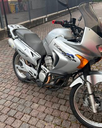 Honda transalp 650 xl moto da viaggio