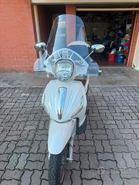 PIAGGIO BEVERLY 300